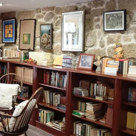 La Casona Ribeirasacra Holiday home Moreiras