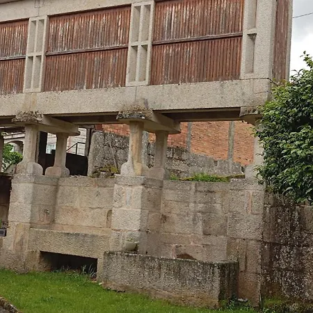 Nyaraló La Casona Ribeirasacra *